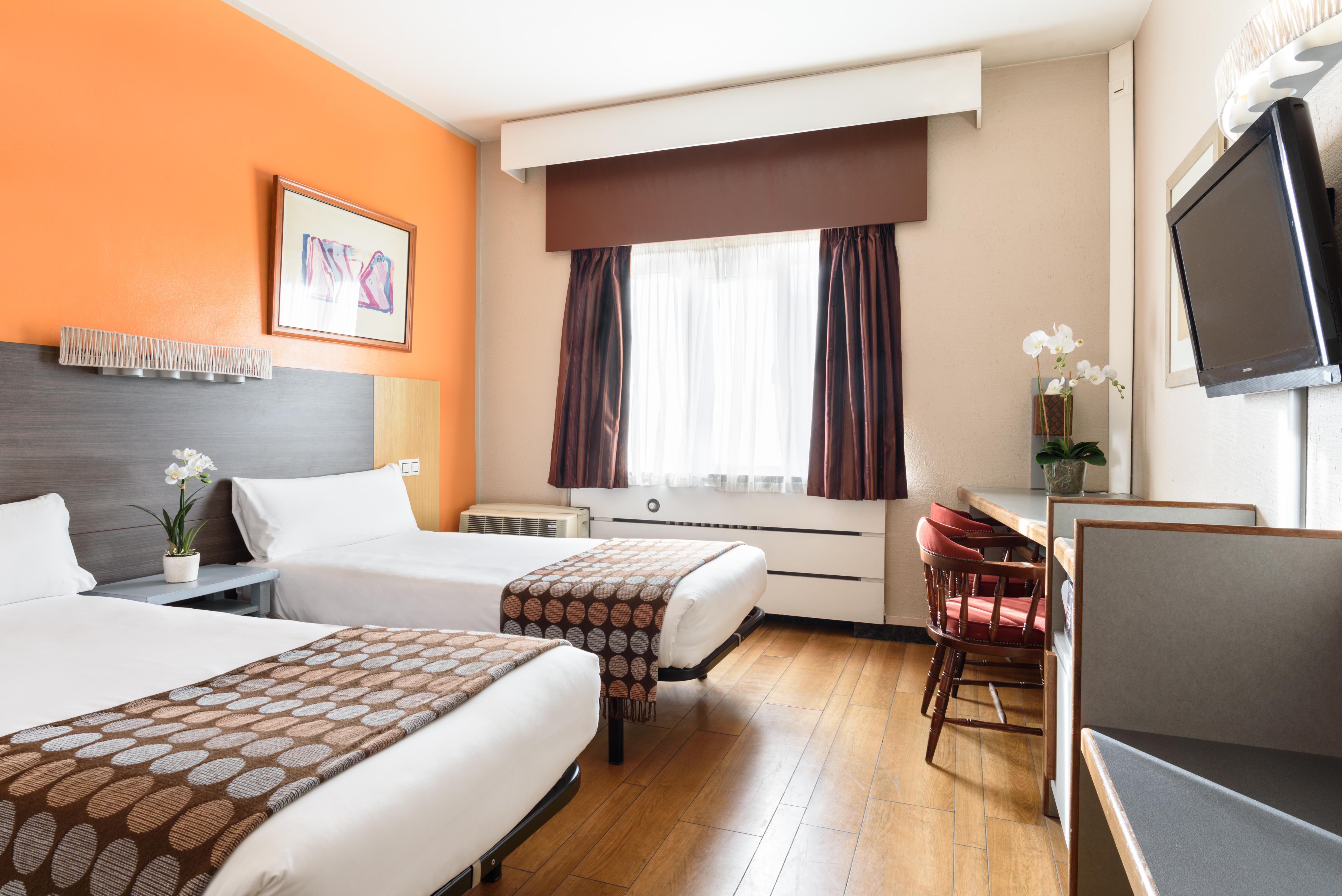 Crisol Quindos Hotel Leon Exterior photo