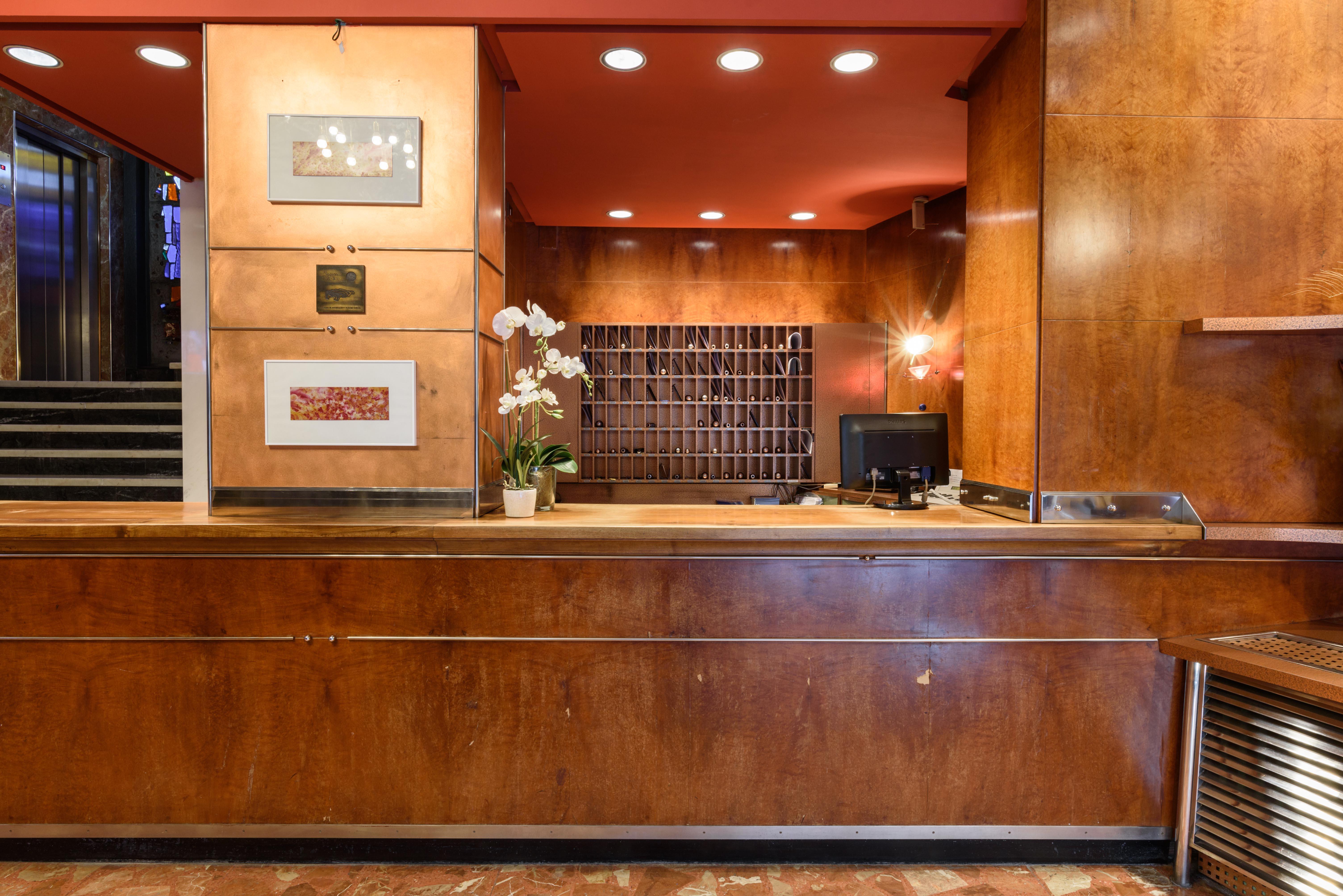 Crisol Quindos Hotel Leon Exterior photo